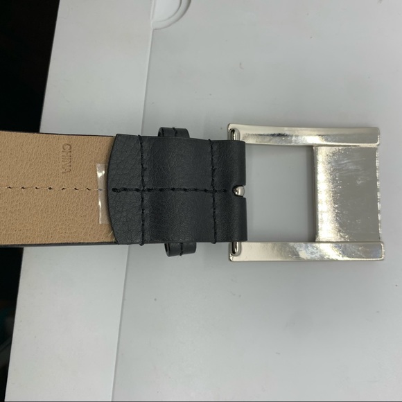 Michael Kors belt extra large 40”-44” - Picture 3 of 4